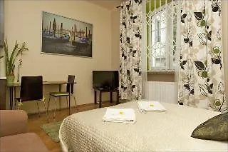 Miodowa Old Town Apartment